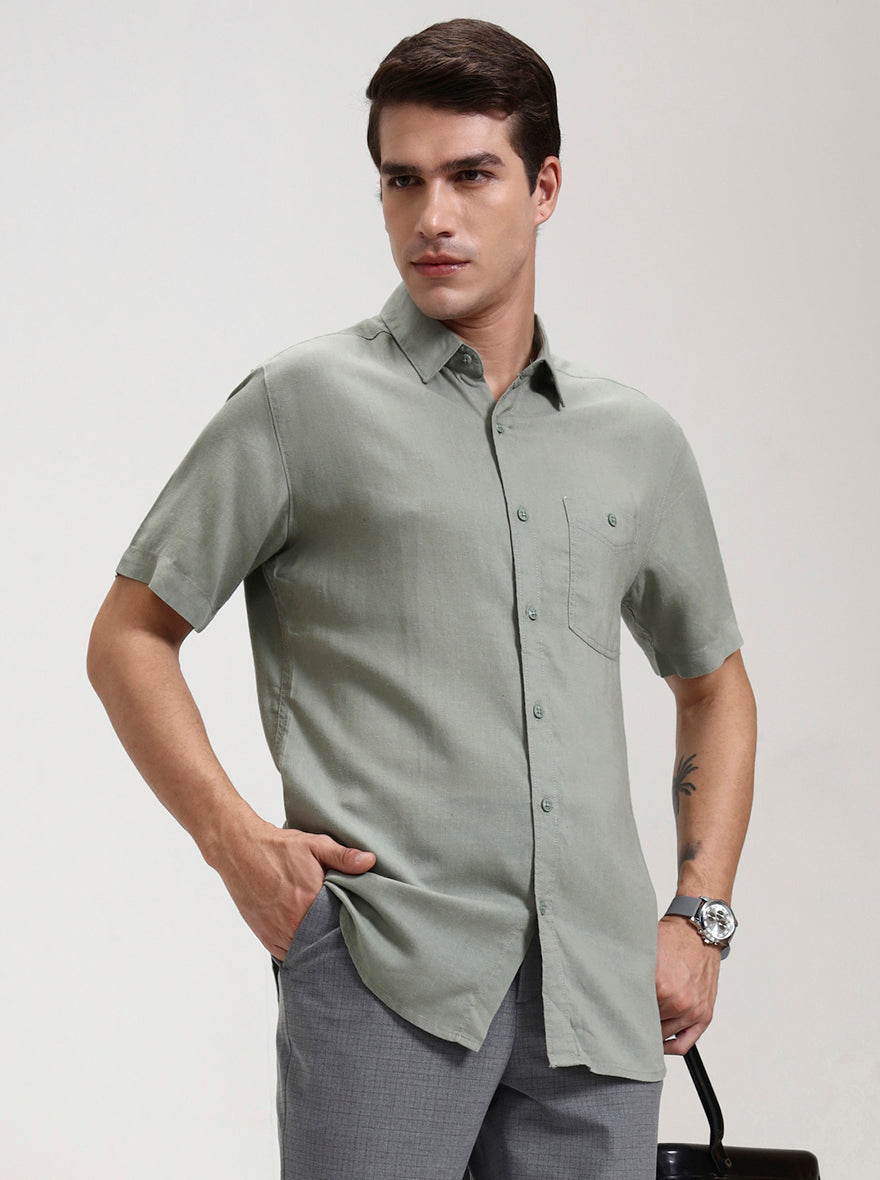 Pista Solid Slim Fit Casual Shirt | JadeBlue