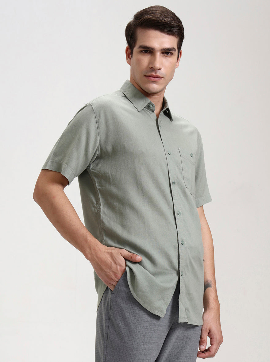 Pista Solid Slim Fit Casual Shirt | JadeBlue