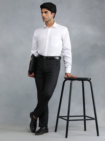White Solid Regular Fit Formal Shirt | JadeBlue