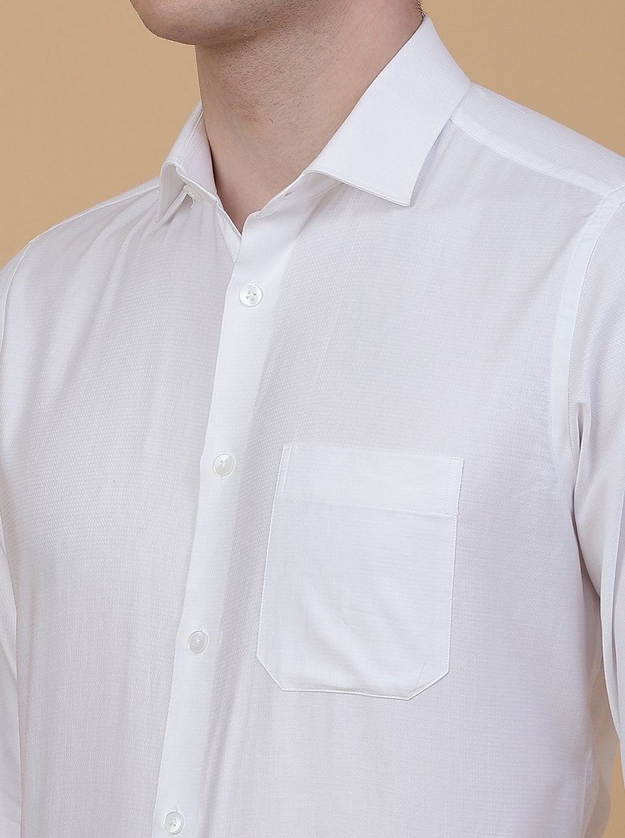 White Solid Slim Fit Formal Shirt | Metal
