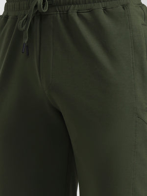 Olive Green Solid Slim Fit Shorts | JadeBlue