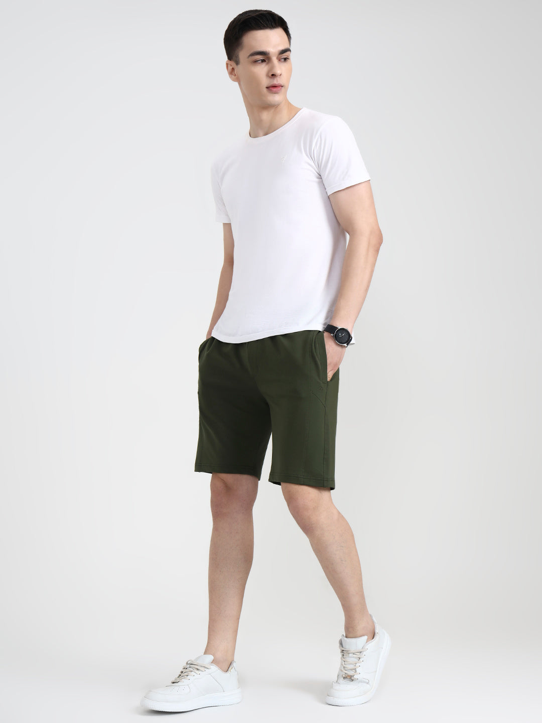 Olive Green Solid Slim Fit Shorts | JadeBlue