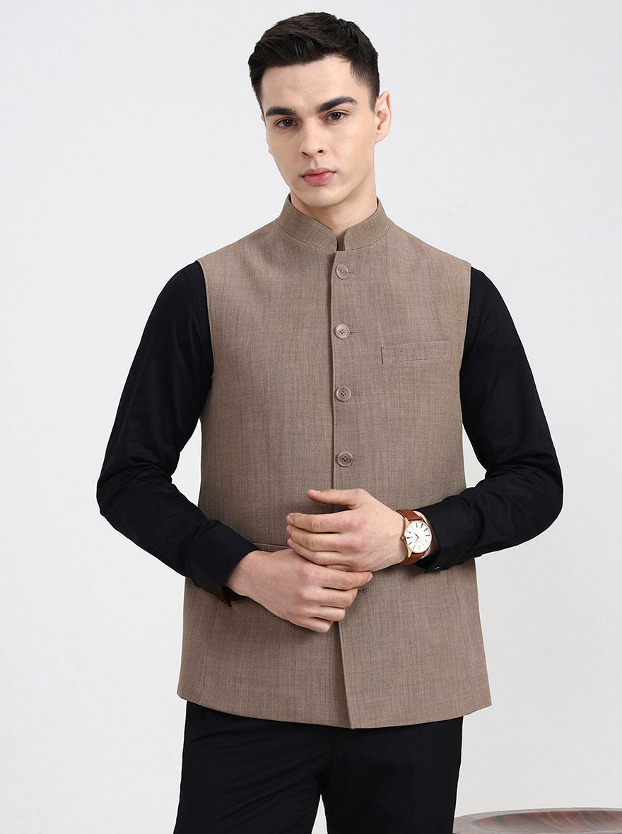 Khaki Solid Regular Fit Modi Jacket | JadeBlue