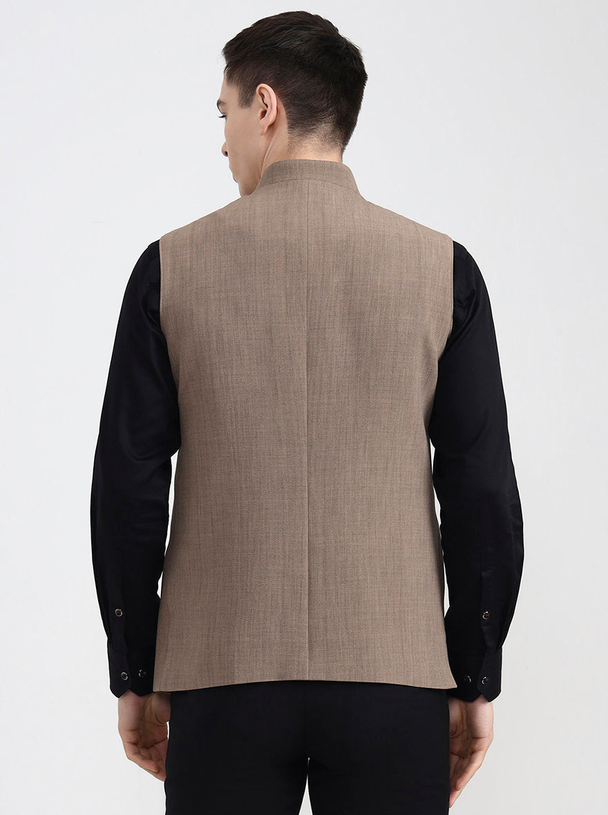 Khaki Solid Regular Fit Modi Jacket | JadeBlue