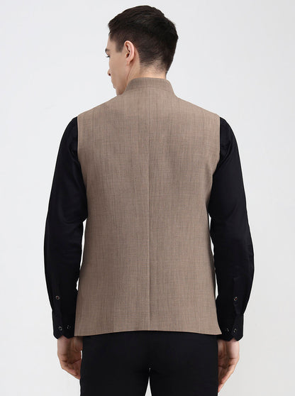 Khaki Solid Regular Fit Modi Jacket | JadeBlue