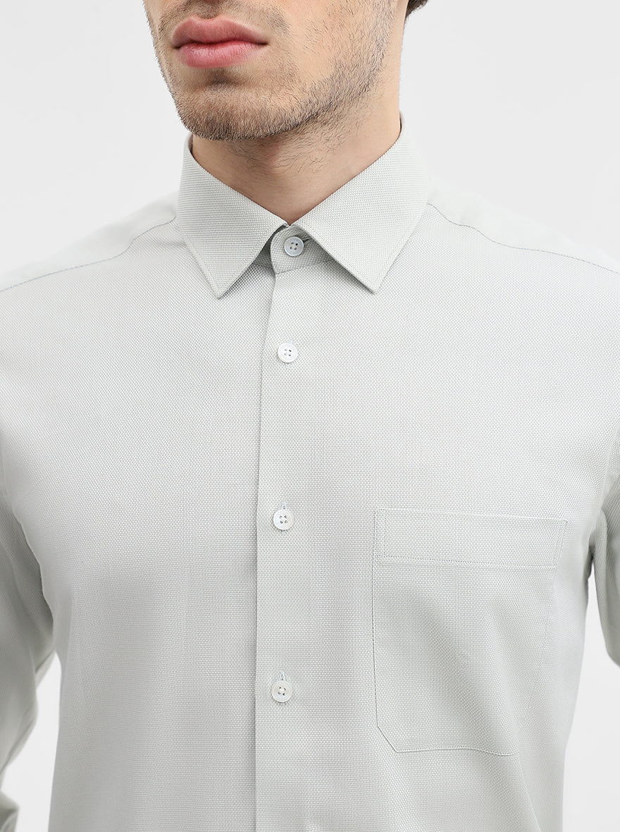 Pista Solid Regular Fit Formal Shirt | JadeBlue