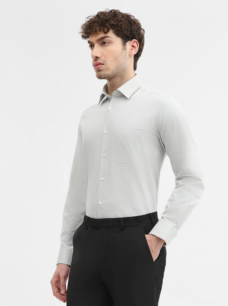 Pista Solid Regular Fit Formal Shirt | JadeBlue