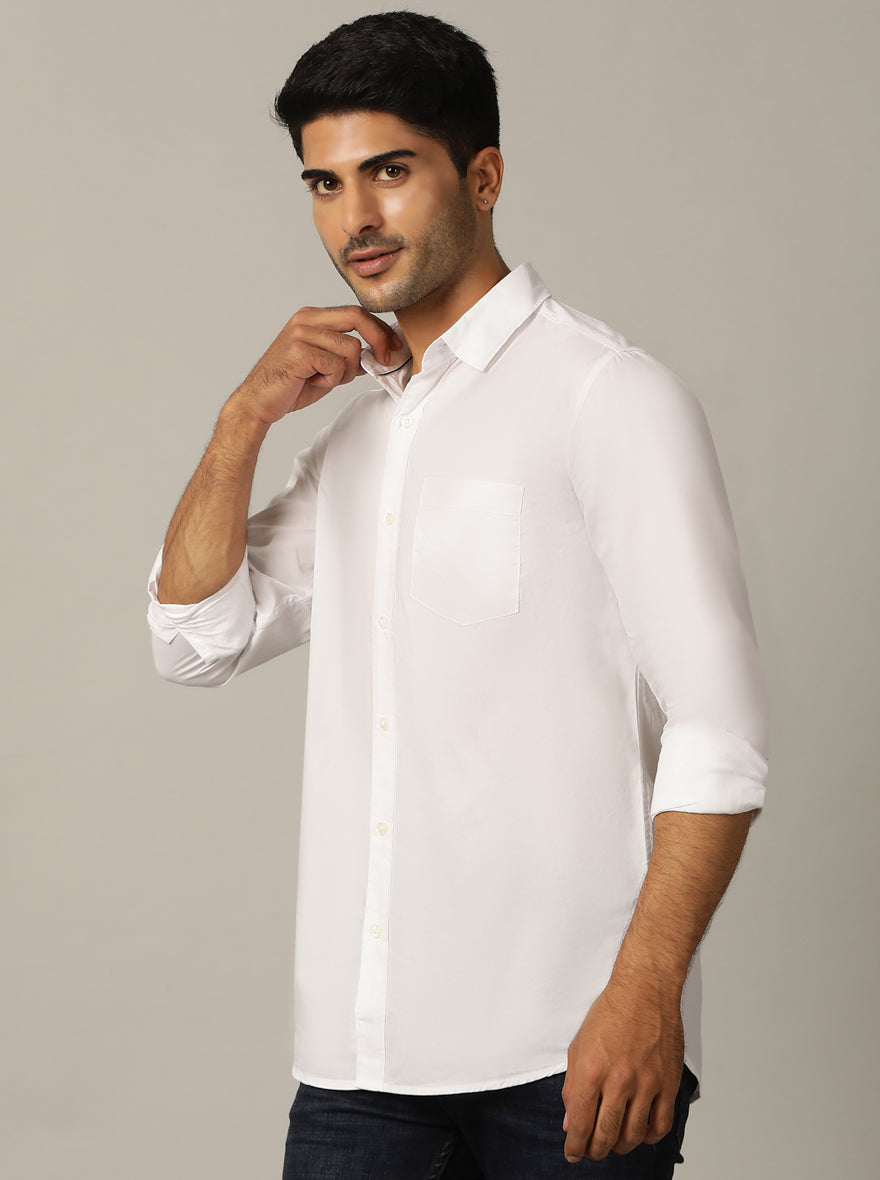 White Solid Slim Fit Casual Shirt | JadeBlue