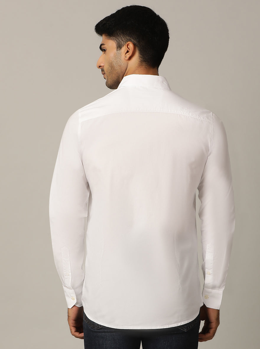 White Solid Slim Fit Casual Shirt | JadeBlue