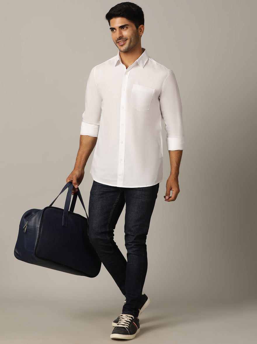 White Solid Slim Fit Casual Shirt | JadeBlue