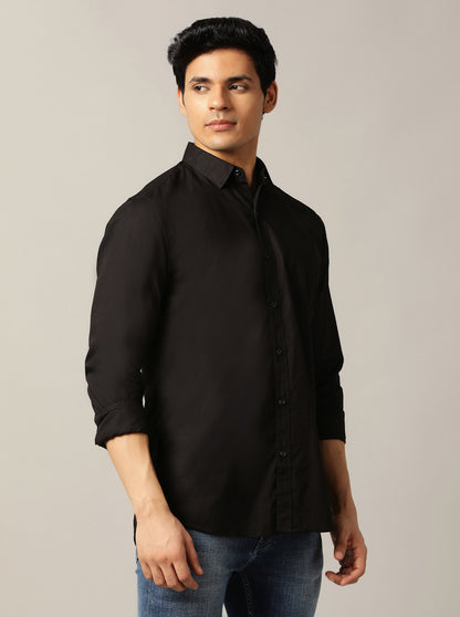 Black Solid Slim Fit Casual Shirt | JadeBlue