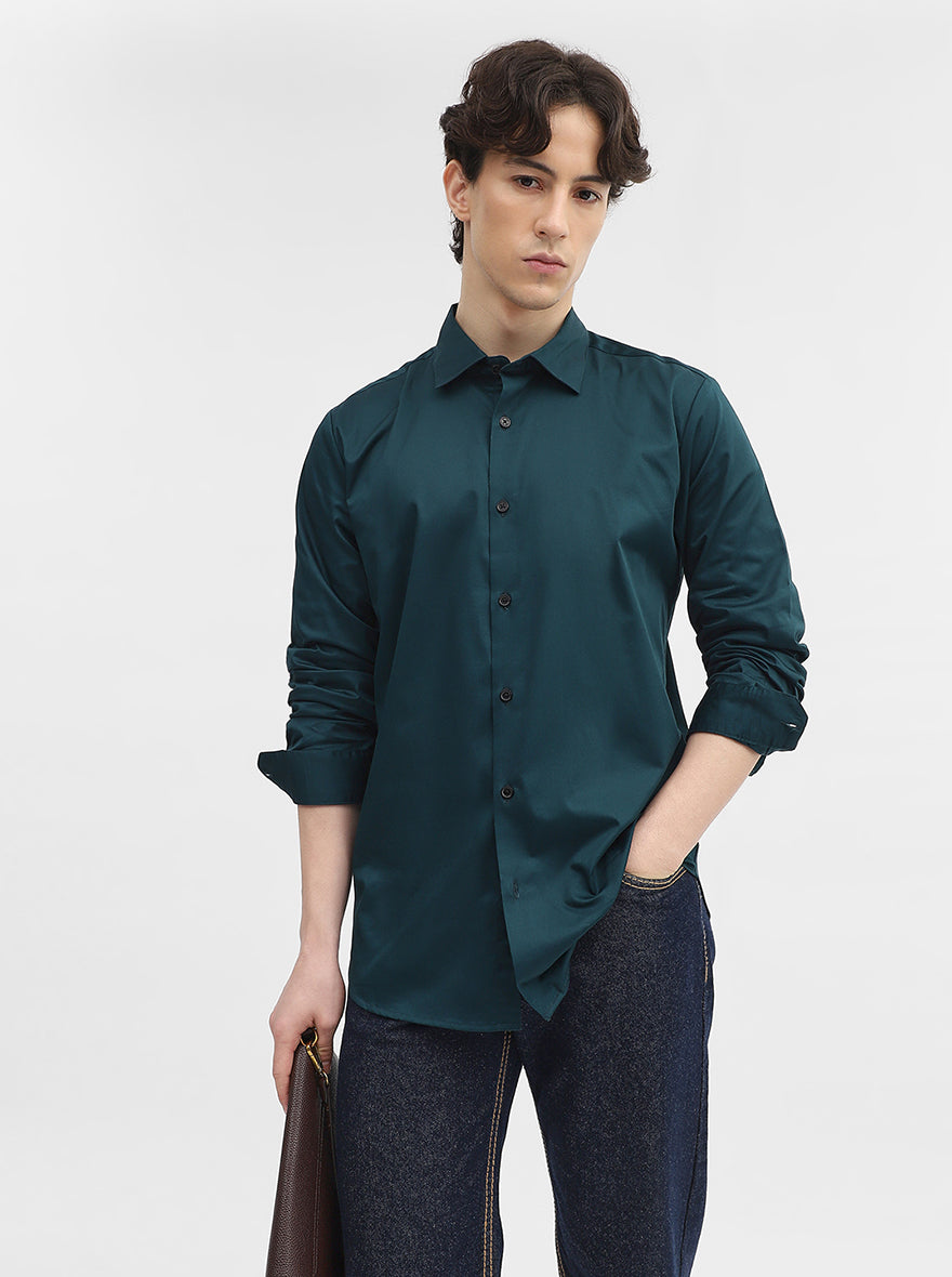 Teal Solid Slim Fit Casual Shirt | JadeBlue