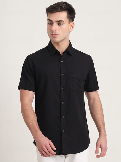 Black Solid Slim Fit Casual Shirt | JadeBlue