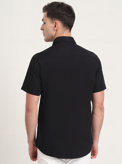 Black Solid Slim Fit Casual Shirt | JadeBlue