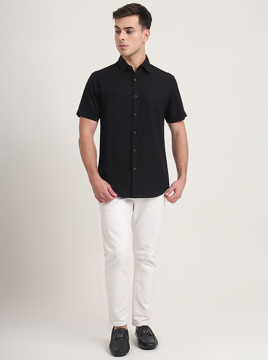 Black Solid Slim Fit Casual Shirt | JadeBlue