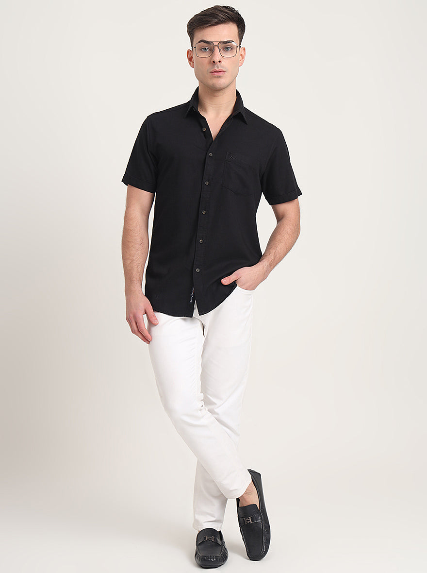 Black Solid Slim Fit Casual Shirt | JadeBlue