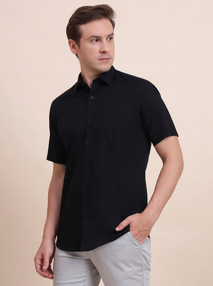 Black Solid Tailored Fit Semi Casual Shirt | JadeBlue