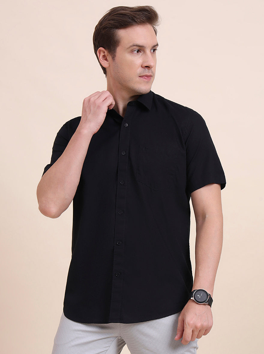 Black Solid Tailored Fit Semi Casual Shirt | JadeBlue