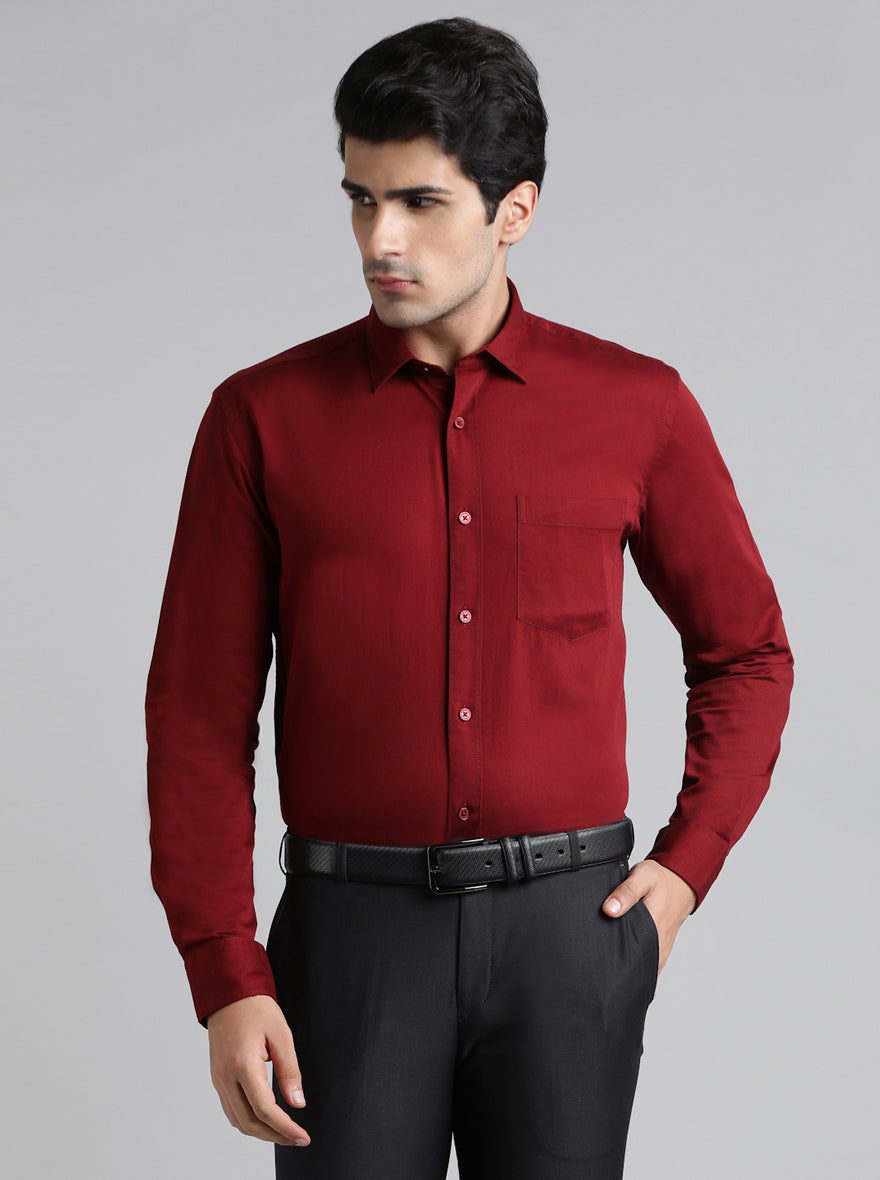 Red Solid Tailored Fit Semi Casual Shirt | JadeBlue
