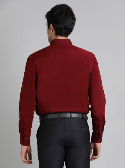 Red Solid Tailored Fit Semi Casual Shirt | JadeBlue