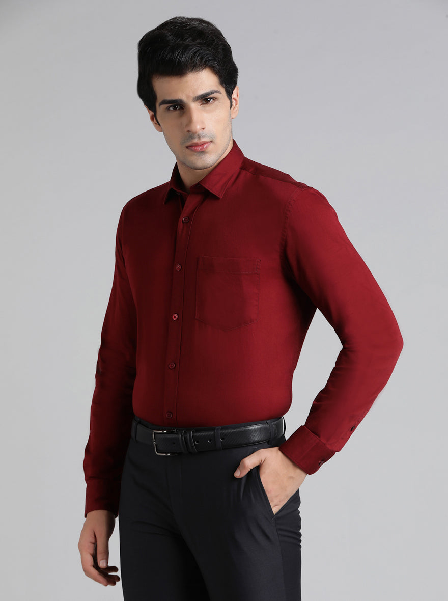 Red Solid Tailored Fit Semi Casual Shirt | JadeBlue