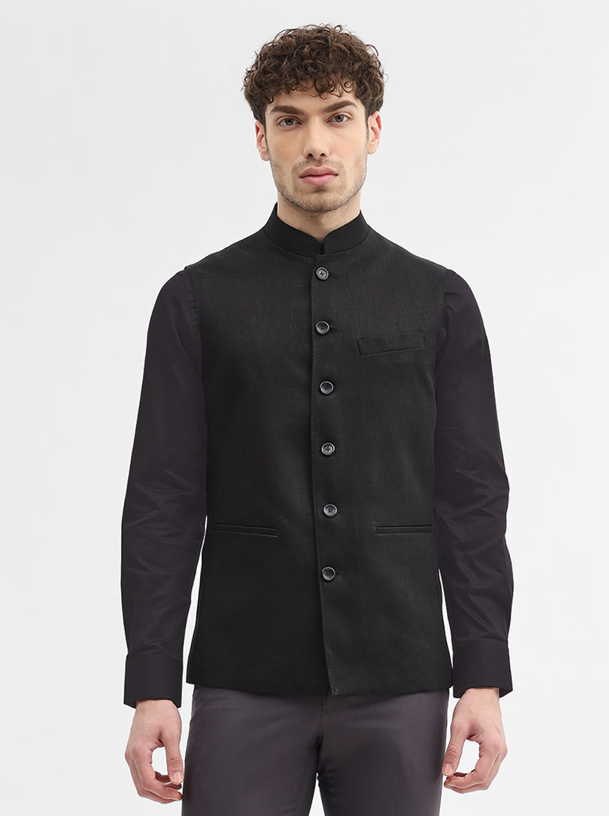 Black Solid Regular Fit Modi Jacket | JadeBlue