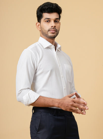 White Solid Slim Fit Formal Shirt | JadeBlue Super Luxe