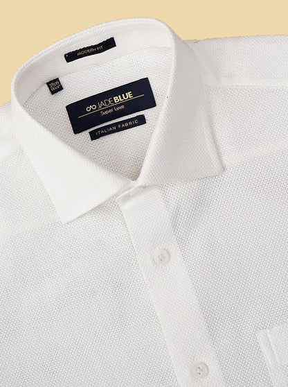 White Solid Slim Fit Formal Shirt | JadeBlue Super Luxe