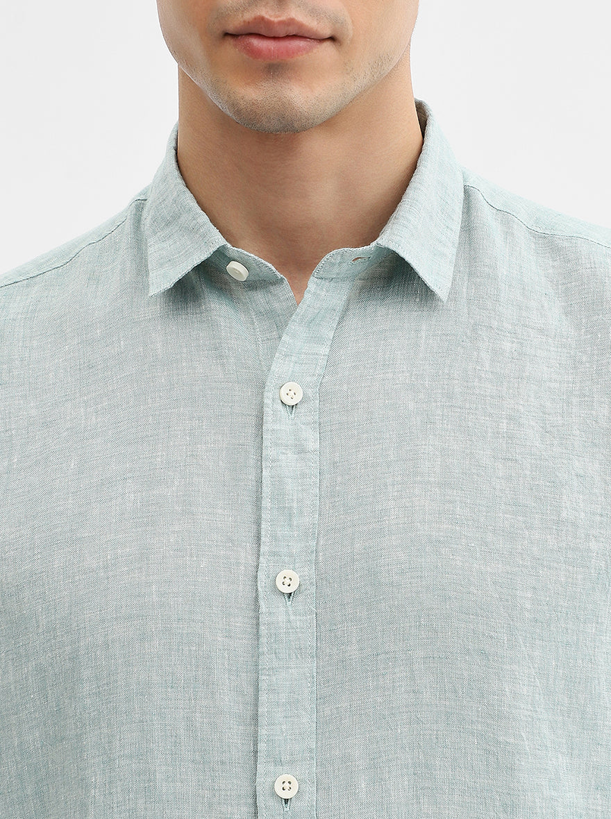 Aqua Green Solid Slim Fit Casual Shirt | JadeBlue