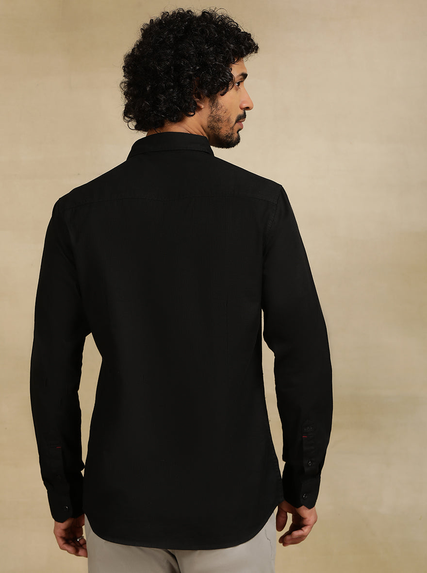 Black Solid Slim Fit Casual Shirt | JadeBlue