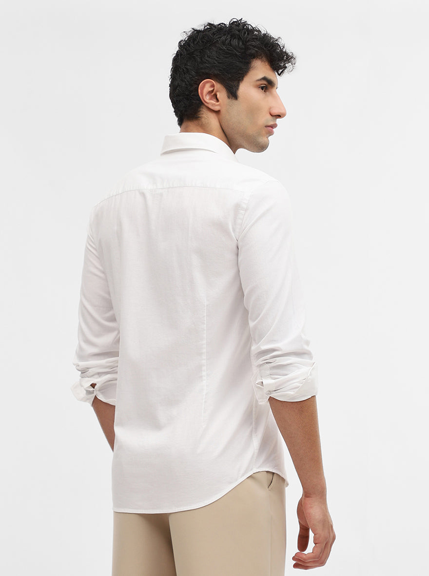 White Solid Smart Fit Semi Casual Shirt | JadeBlue
