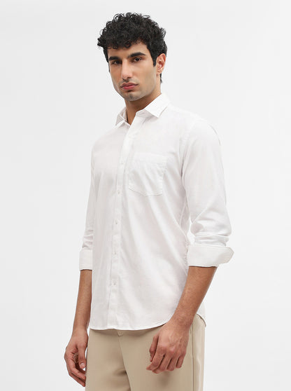 White Solid Smart Fit Semi Casual Shirt | JadeBlue