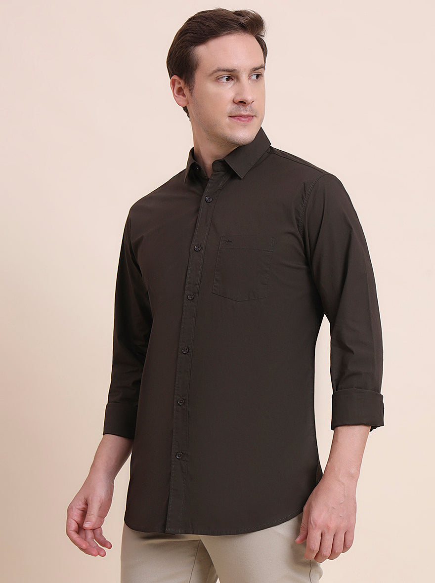 Olive Brown Solid Slim Fit Casual Shirt | JadeBlue