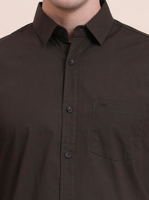 Olive Brown Solid Slim Fit Casual Shirt | JadeBlue