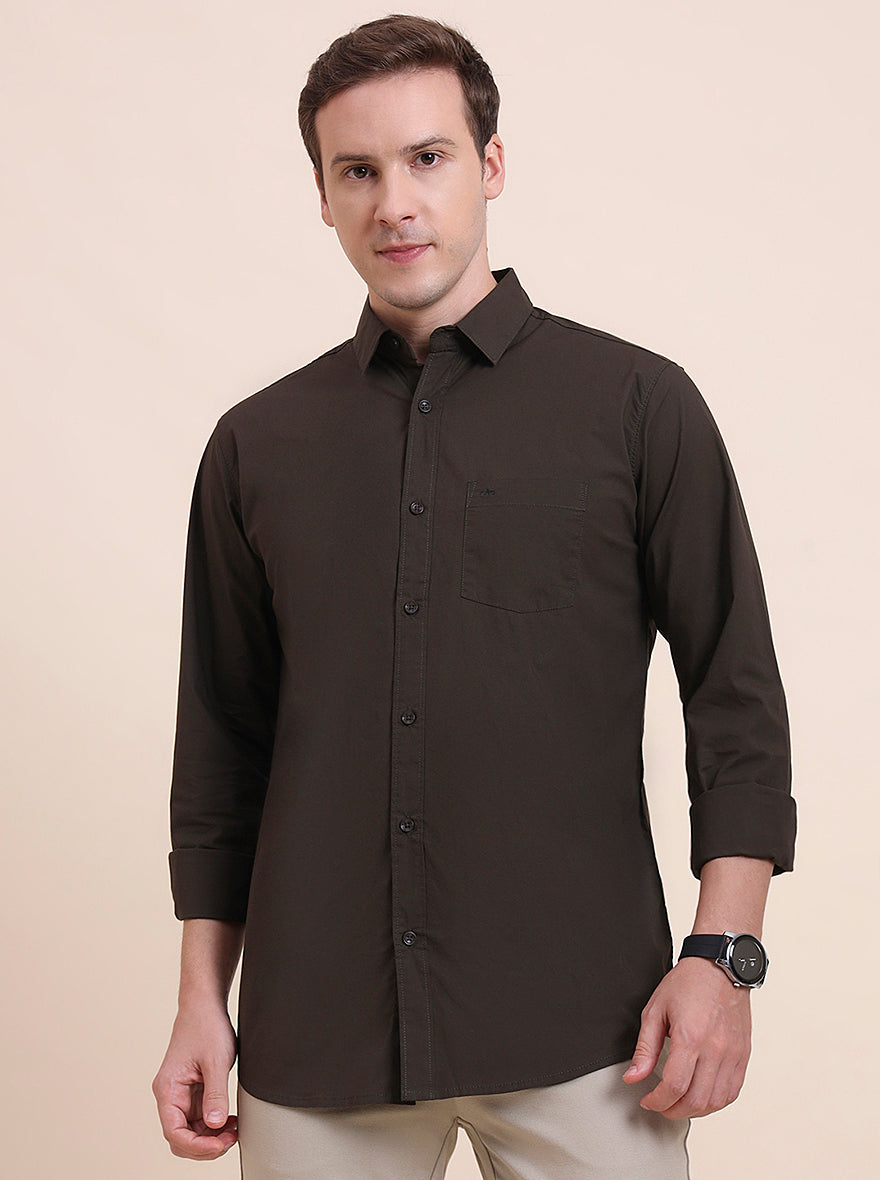 Olive Brown Solid Slim Fit Casual Shirt | JadeBlue
