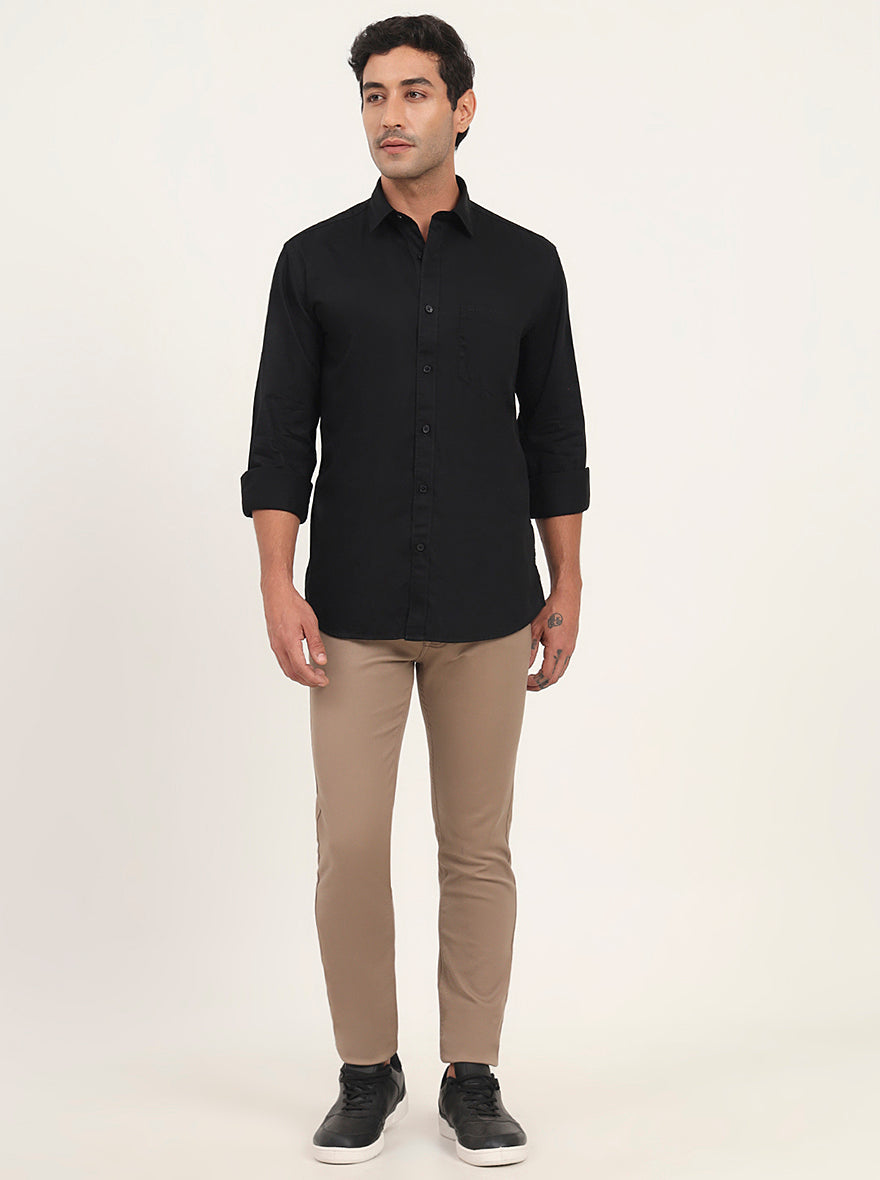 Black Solid Slim Fit Casual Shirt | JadeBlue