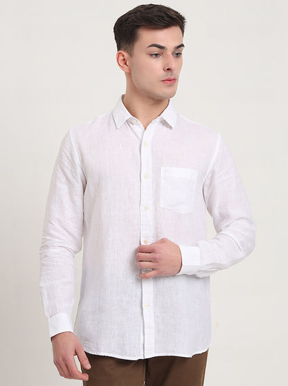 White Solid Slim Fit Casual Shirt | JadeBlue