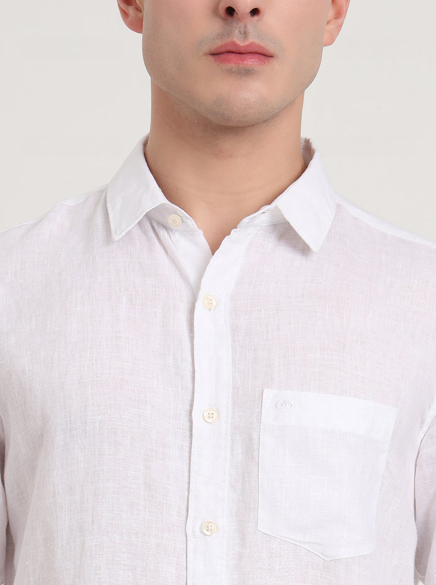 White Solid Slim Fit Casual Shirt | JadeBlue