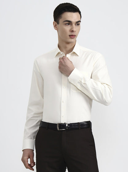 Cream Solid Regular Fit Formal Shirt | JadeBlue