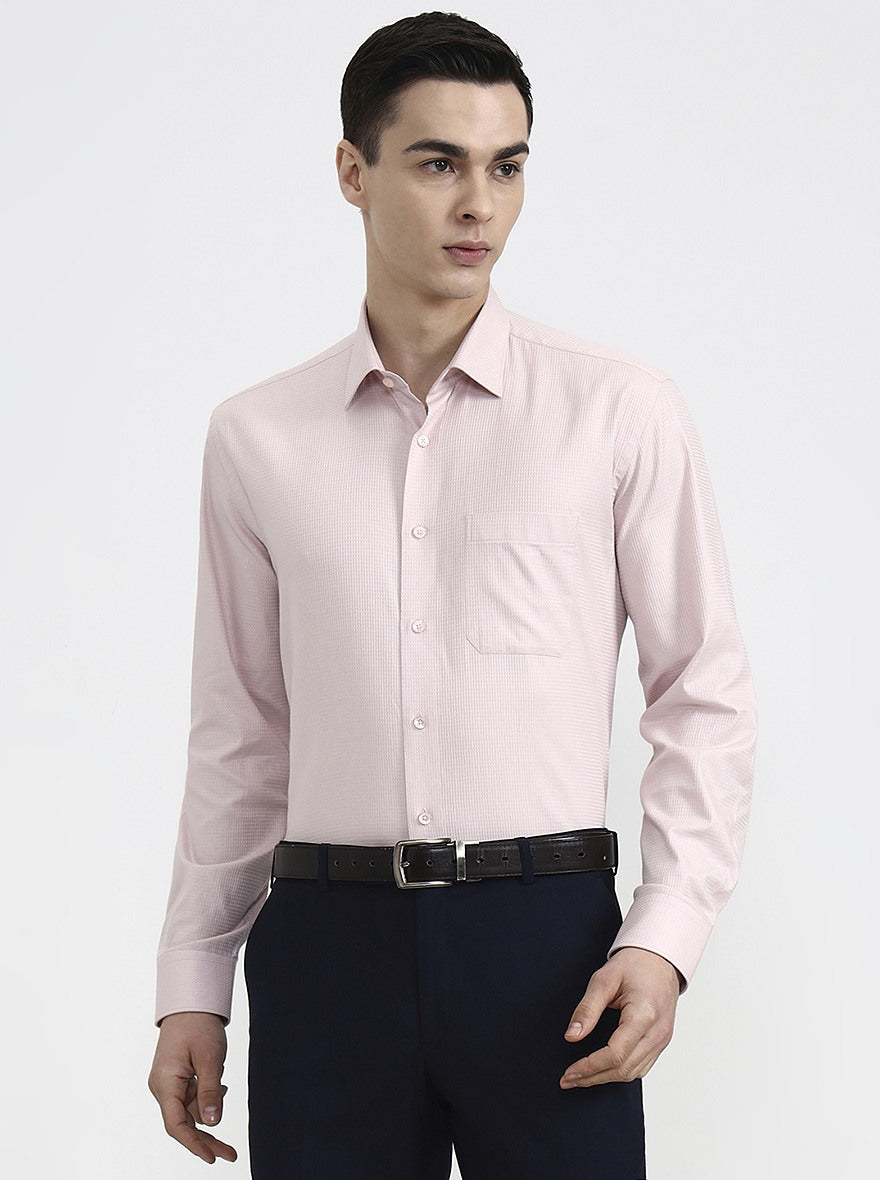 Pink Solid Regular Fit Formal Shirt | JadeBlue