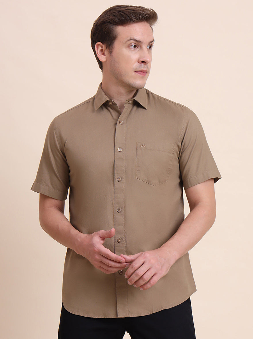 Brown Solid Tailored Fit Semi Casual Shirt | JadeBlue