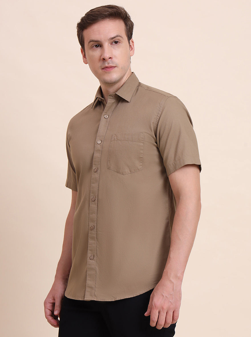 Brown Solid Tailored Fit Semi Casual Shirt | JadeBlue
