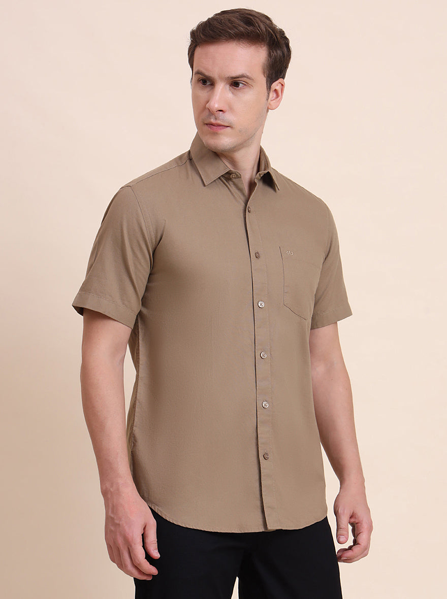 Brown Solid Tailored Fit Semi Casual Shirt | JadeBlue