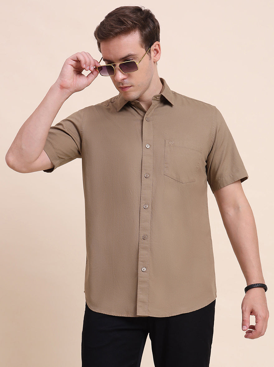 Brown Solid Tailored Fit Semi Casual Shirt | JadeBlue