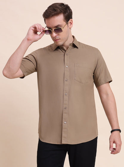 Brown Solid Tailored Fit Semi Casual Shirt | JadeBlue