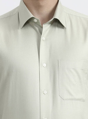 Pista Green Solid Regular Fit Formal Shirt | JadeBlue