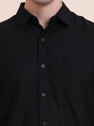 Black Solid Slim Fit Casual Shirt | JadeBlue