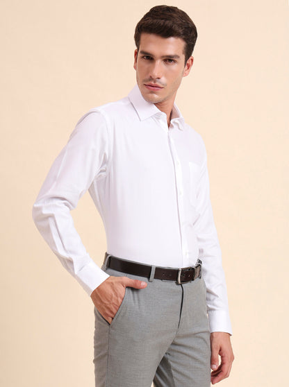 White Solid Regular Fit Formal Shirt | JadeBlue