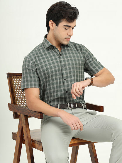 Light Green Solid Regular Fit Formal Shirt | Greenfibre