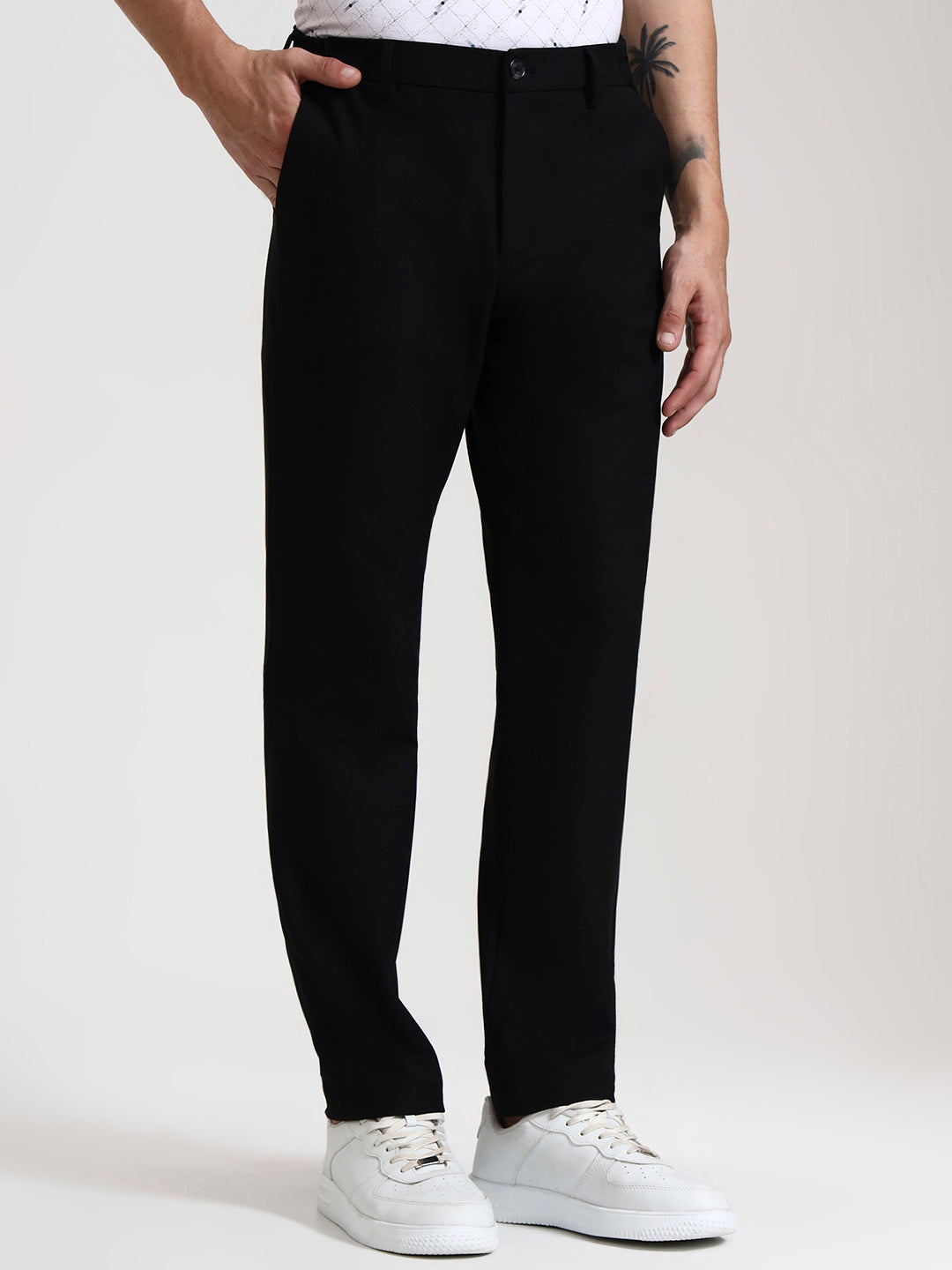 Black Solid Slim Fit Casual Trouser | JadeBlue